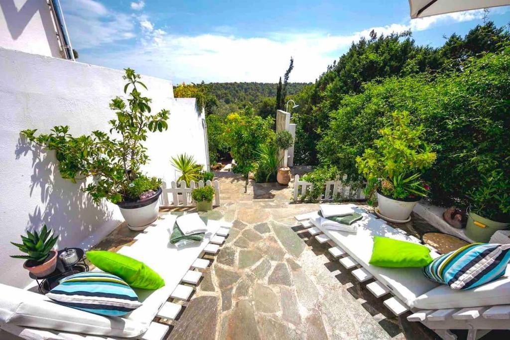 Cute Tiny House Villa Rafína Exterior foto