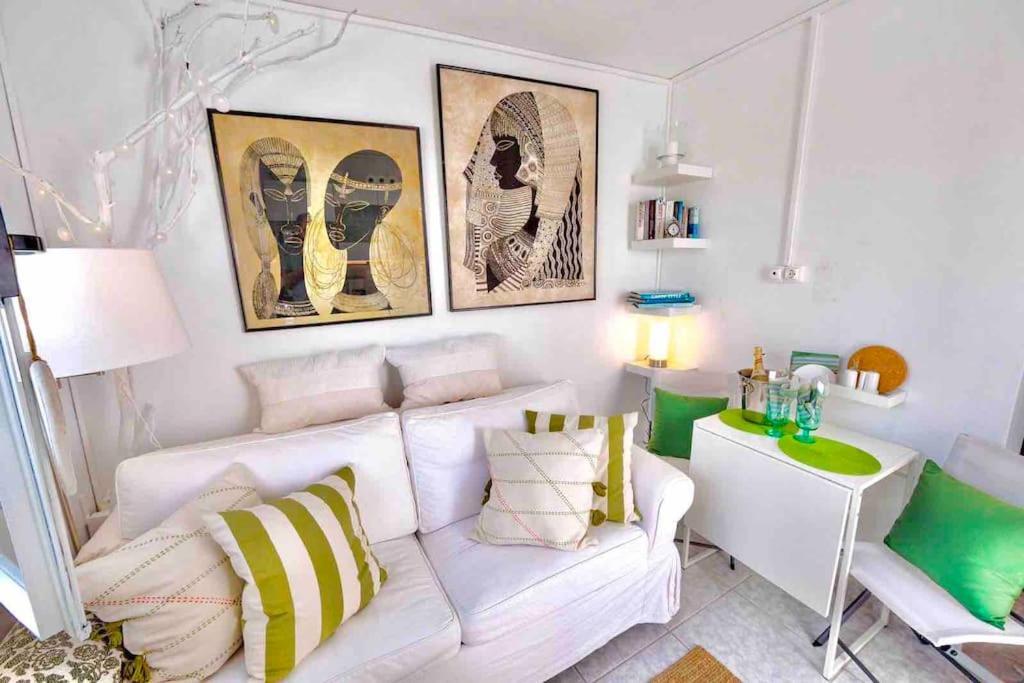 Cute Tiny House Villa Rafína Exterior foto